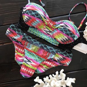 NWT Billabong Boho Crochet Underwire Bikini